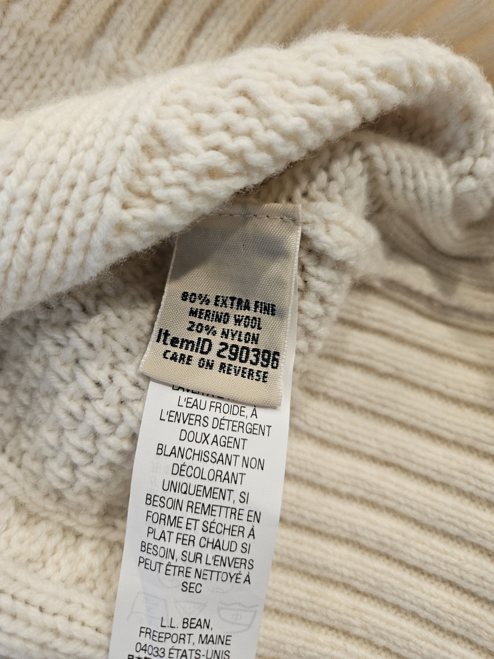 L.L. Bean Cream Cable-Knit Fisherman 80% Wool Cabincore Button Cardigan Sz. M - Picture 6 of 8